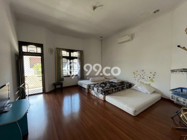 Siap Huni Rumah Mewah 3 Kamar di Mulyorejo Dekat ke Mana Saja Siap Huni Rumah Mewah 3 Kamar di Mulyorejo Dekat ke Mana Saja