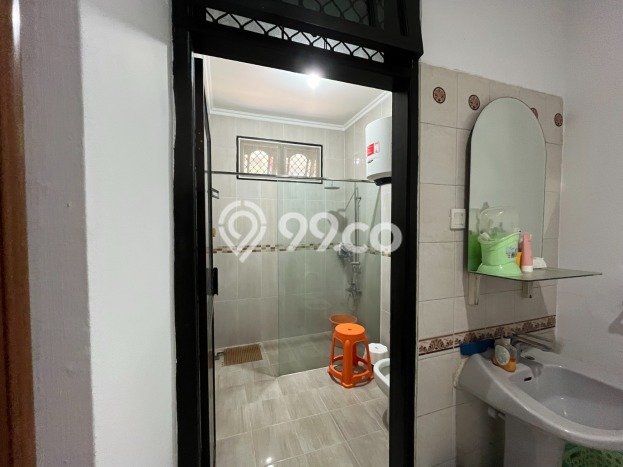 Siap Huni Rumah Mewah 3 Kamar di Mulyorejo Dekat ke Mana Saja Siap Huni Rumah Mewah 3 Kamar di Mulyorejo Dekat ke Mana Saja