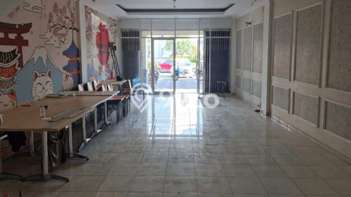 Unit Ruko Dijual di Wiyung Surabaya Luas Tanah 78m2, Luas Bangunan 152m2 Unit Ruko Dijual di Wiyung Surabaya Luas Tanah 78m2, Luas Bangunan 152m2