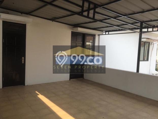 For Sale! Luxury House LT 330m2 Desain Elegan di Legenda Wisata For Sale! Luxury House LT 330m2 Desain Elegan di Legenda Wisata