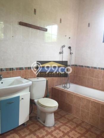 For Sale! Luxury House LT 330m2 Desain Elegan di Legenda Wisata For Sale! Luxury House LT 330m2 Desain Elegan di Legenda Wisata
