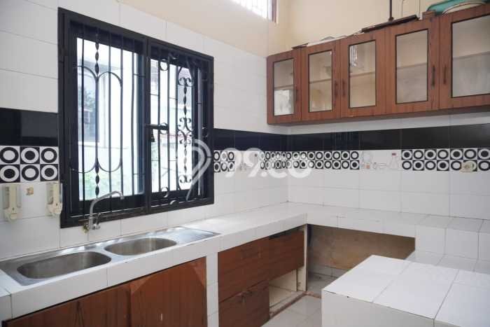 Rumah Kontrakan Jakarta Utara LT 127m2 LB 316m2 Area Sunter Rumah Kontrakan Jakarta Utara LT 127m2 LB 316m2 Area Sunter