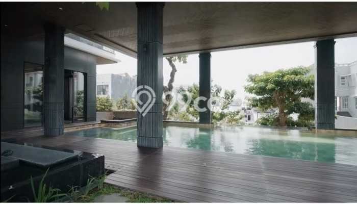 Hunian Eksklusif Siap Huni LT 609m2 di Pantai Mutiara, Jakarta Utara Hunian Eksklusif Siap Huni LT 609m2 di Pantai Mutiara, Jakarta Utara