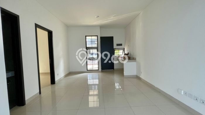 For Sale Rumah Mewah Exclusive di Cakung, Jakarta Timur For Sale Rumah Mewah Exclusive di Cakung, Jakarta Timur