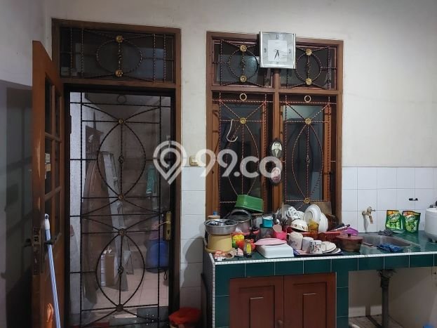 Rumah Modern 3 KT di Semper Jakarta Utara Semi Furnished Rumah Modern 3 KT di Semper Jakarta Utara Semi Furnished