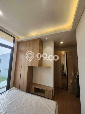 Rumah Luas Asri 3 KT Siap Huni di BSD Tangerang Rumah Luas Asri 3 KT Siap Huni di BSD Tangerang