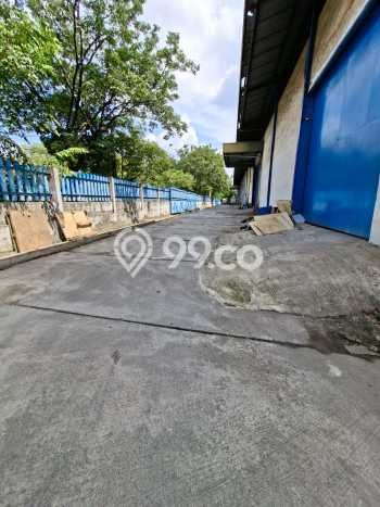 Unit Komersial Disewakan di Jakarta Utara Area Strategis Harga Kompetitif Unit Komersial Disewakan di Jakarta Utara Area Strategis Harga Kompetitif