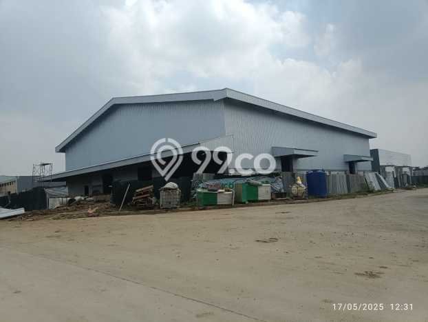 Gudang Disewa di Lippo Cikarang, Cikarang, LT 5337m2 / LB 3025m2 Gudang Disewa di Lippo Cikarang, Cikarang, LT 5337m2 / LB 3025m2