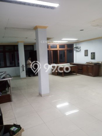 Ruko Dijual di Jakarta Barat LT 135m2 & LB 503m2 Lokasi Terbaik! Ruko Dijual di Jakarta Barat LT 135m2 & LB 503m2 Lokasi Terbaik!