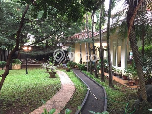 Jual Rumah Mewah Megah Dengan View Eksklusif di Bintaro, Tangerang Selatan Jual Rumah Mewah Megah Dengan View Eksklusif di Bintaro, Tangerang Selatan