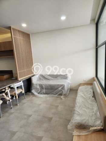 Rumah Luas Asri 3 KT Siap Huni di BSD Tangerang Rumah Luas Asri 3 KT Siap Huni di BSD Tangerang