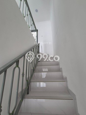 Rumah Elit LB 147m2 Siap Huni Desain Elegan di Sunter, Jakarta Utara Rumah Elit LB 147m2 Siap Huni Desain Elegan di Sunter, Jakarta Utara