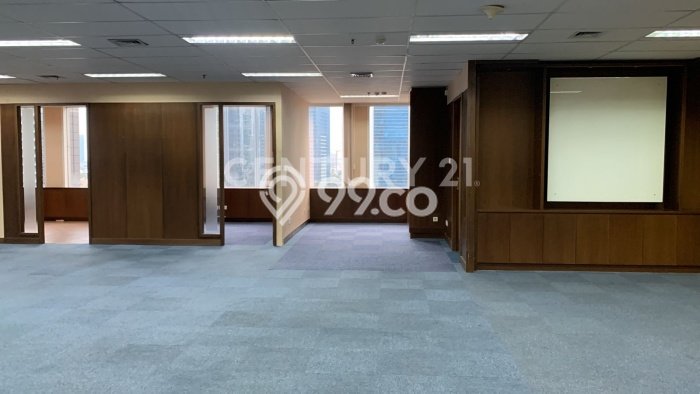 LOKASI POTENSIAL! Kantor For Rent di , Luas 255m2m², Ready Usaha LOKASI POTENSIAL! Kantor For Rent di , Luas 255m2m², Ready Usaha