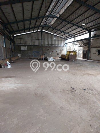 Disewakan Gudang di Kawasan Ramai Narogong Luas 706m2 Disewakan Gudang di Kawasan Ramai Narogong Luas 706m2