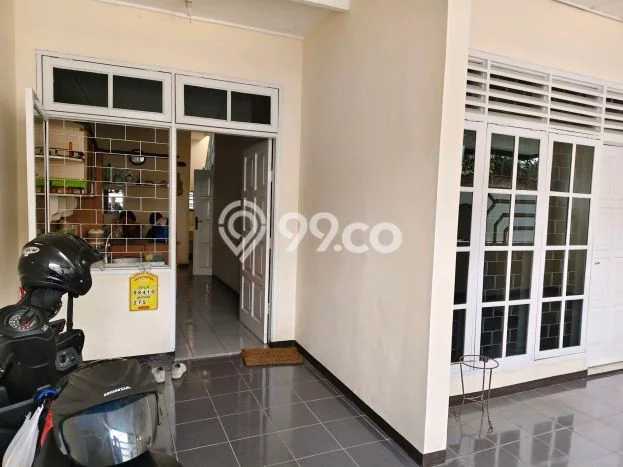 Rumah Minimalis 3 Kamar LT 102m2 di Taman Kopo Indah Rumah Minimalis 3 Kamar LT 102m2 di Taman Kopo Indah
