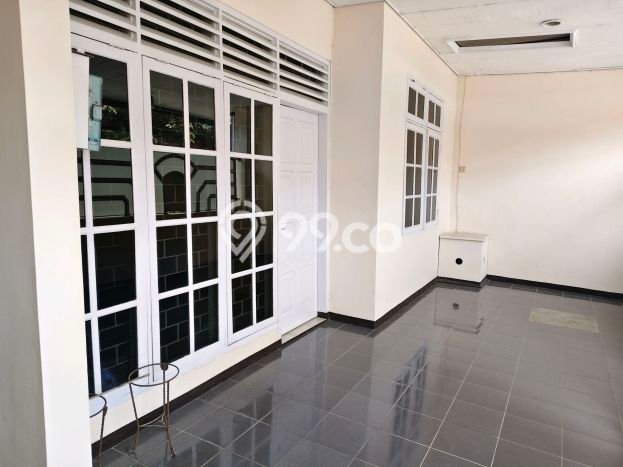 Rumah Minimalis 3 Kamar LT 102m2 di Taman Kopo Indah Rumah Minimalis 3 Kamar LT 102m2 di Taman Kopo Indah