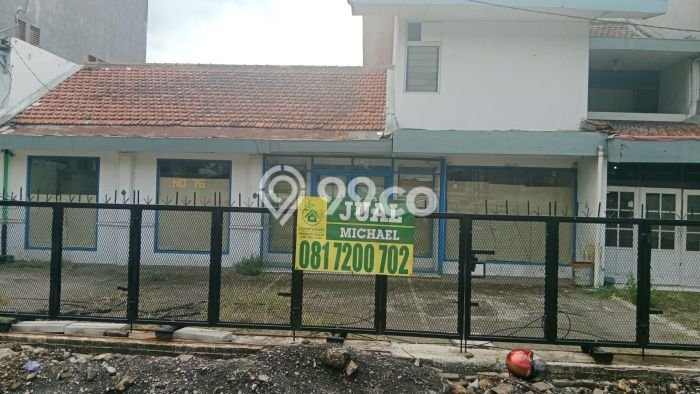 Rumah Elit LB 200m2 Siap Pakai Desain Elegan di Pajajaran, Bandung Rumah Elit LB 200m2 Siap Pakai Desain Elegan di Pajajaran, Bandung