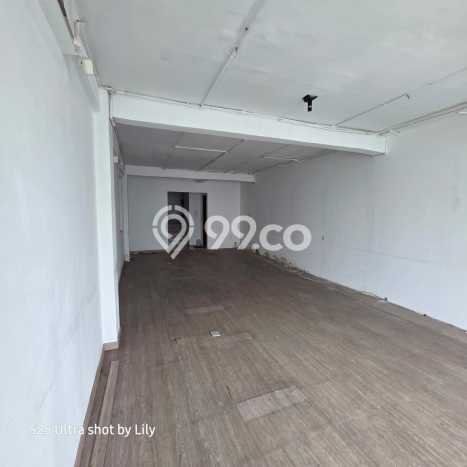 Ruko Dijual di Bandung LT 63m2 & LB 250m2 Lokasi Terbaik! Ruko Dijual di Bandung LT 63m2 & LB 250m2 Lokasi Terbaik!