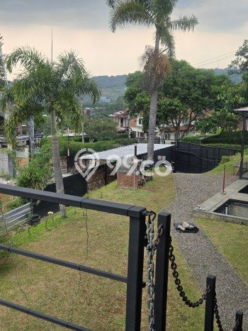 Unit Komersial Disewa Lokasi Dago Pakar, Bandung Spesifikasi Luas Bangunan 210m2 Unit Komersial Disewa Lokasi Dago Pakar, Bandung Spesifikasi Luas Bangunan 210m2