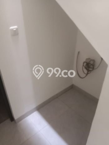 Ruko di Sudirman, Luas 130m², Posisi Jalan Utama Ruko di Sudirman, Luas 130m², Posisi Jalan Utama