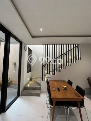 PENAWARAN TERBAIK! Rumah Strategis area Pasteur, LT 120m2m² LB 160m2m² PENAWARAN TERBAIK! Rumah Strategis area Pasteur, LT 120m2m² LB 160m2m²