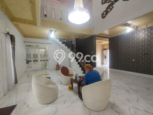 Hunian Asri LT 254m² Dekat Fasilitas Umum di Buah Batu, Bandung Hunian Asri LT 254m² Dekat Fasilitas Umum di Buah Batu, Bandung