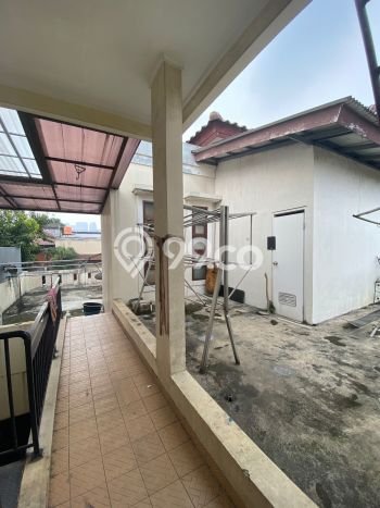 Ready to Use! Premium House LT 625m2 Desain Elegan di Kemang Ready to Use! Premium House LT 625m2 Desain Elegan di Kemang