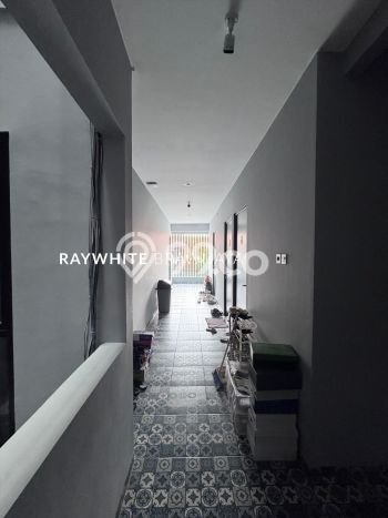 Kos-kosan Dijual di Kebayoran Baru, Jakarta Selatan dengan 20 Kamar Tidur, 20 Kamar Mandi Kos-kosan Dijual di Kebayoran Baru, Jakarta Selatan dengan 20 Kamar Tidur, 20 Kamar Mandi
