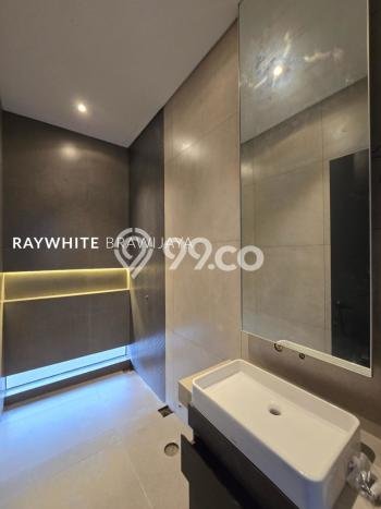 For Sale! Luxury House LT 460m2 Desain Modern di Cinere For Sale! Luxury House LT 460m2 Desain Modern di Cinere
