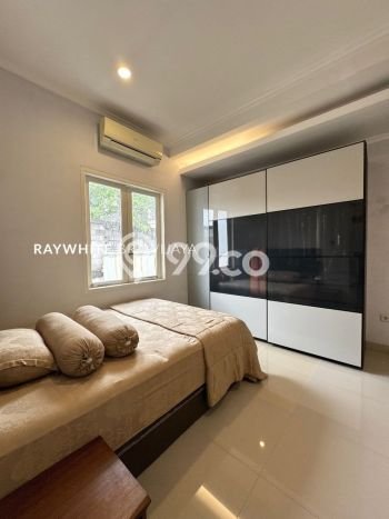 Rumah Luxury Modern Tanpa Renovasi di Kemang Jakarta Selatan Rumah Luxury Modern Tanpa Renovasi di Kemang Jakarta Selatan
