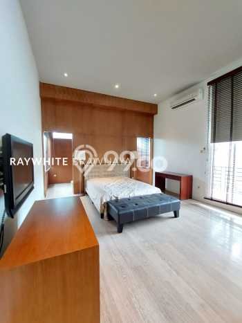 Rumah Elit Modern Siap Huni di Kemang Jakarta Selatan Rumah Elit Modern Siap Huni di Kemang Jakarta Selatan