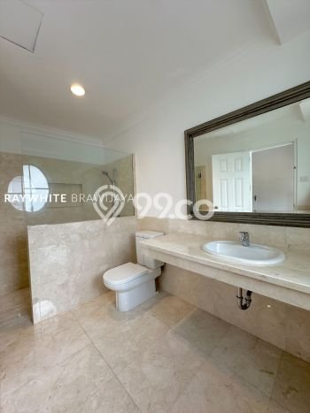 LOKASI PREMIUM! Rumah Berkembang area Kemang, Luas 1025m² LB 900m² LOKASI PREMIUM! Rumah Berkembang area Kemang, Luas 1025m² LB 900m²