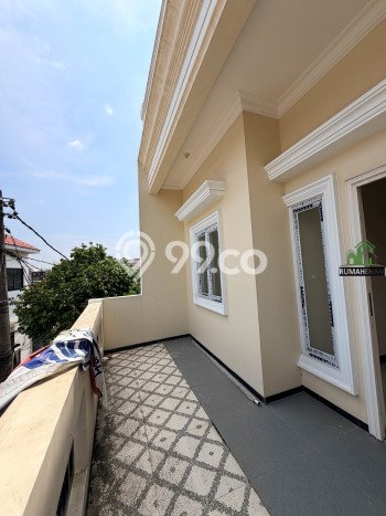 Dijual Rumah 4 Kamar Lokasi Ideal Nyaman dan Strategis di Sawangan Dijual Rumah 4 Kamar Lokasi Ideal Nyaman dan Strategis di Sawangan
