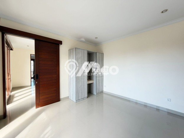 Vila Premium di , Area 0m2m², Lingkungan Asri, Available Vila Premium di , Area 0m2m², Lingkungan Asri, Available