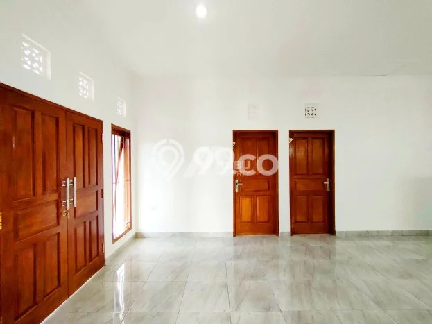 Disewakan! Rumah 5 Kamar Tidur &
5 Kamar Mandi di Renon, Denpasar Disewakan! Rumah 5 Kamar Tidur &
5 Kamar Mandi di Renon, Denpasar