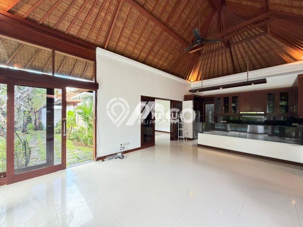 Disewakan Vila Premium Kawasan , Luas 0m2m², Akses Mudah Denpasar, Denpasar Disewakan Vila Premium Kawasan , Luas 0m2m², Akses Mudah Denpasar, Denpasar