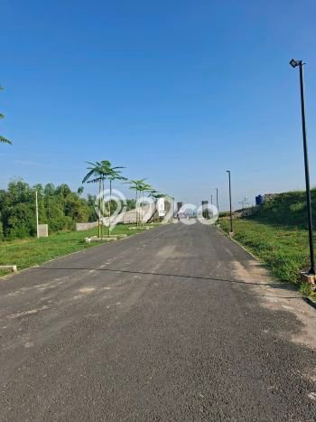 Unit Komersial Dijual di Wungu Madiun Luas Bangunan 181m2 Unit Komersial Dijual di Wungu Madiun Luas Bangunan 181m2