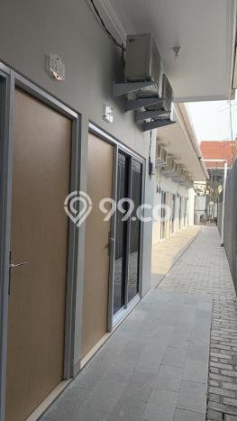 Rumah Eksklusif Siap Huni LT 400m2 di Palmerah, Jakarta Barat Rumah Eksklusif Siap Huni LT 400m2 di Palmerah, Jakarta Barat