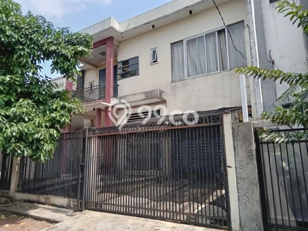Rumah Modern Cantik 4 KT Bisa Langsung Pindah di Karawaci Rumah Modern Cantik 4 KT Bisa Langsung Pindah di Karawaci