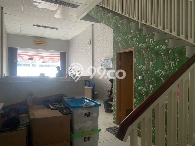 Ruko Bagus Dijual LB 100m2 Lokasi Strategis Jakarta Barat Area Cocok untuk Berbisnis Ruko Bagus Dijual LB 100m2 Lokasi Strategis Jakarta Barat Area Cocok untuk Berbisnis