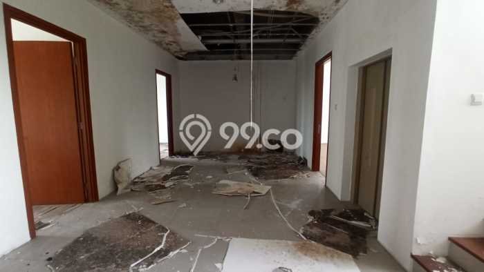 Siap Huni Rumah Mewah 5 Kamar di Pademangan Dekat ke Mana Saja Siap Huni Rumah Mewah 5 Kamar di Pademangan Dekat ke Mana Saja