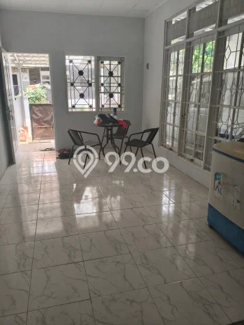 Rumah sewa siap huni 3 KT di Bintaro, Tangerang Selatan Rumah sewa siap huni 3 KT di Bintaro, Tangerang Selatan
