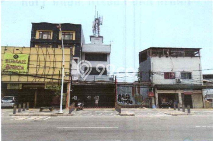 Ruko Bagus Dijual LB 300m2 Lokasi Strategis Jakarta Barat Area Cocok untuk Bisnis Ruko Bagus Dijual LB 300m2 Lokasi Strategis Jakarta Barat Area Cocok untuk Bisnis