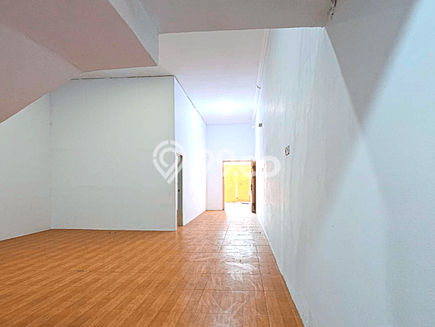 For Sale! Premium House LT 80m2 Desain Elegan di Teluk Gong For Sale! Premium House LT 80m2 Desain Elegan di Teluk Gong
