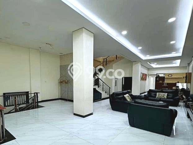 Hunian Elit LB 368m2 Siap Huni Desain Elegan di Jelambar, Jakarta Barat Hunian Elit LB 368m2 Siap Huni Desain Elegan di Jelambar, Jakarta Barat