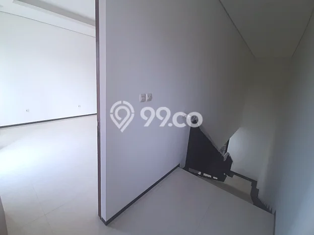 Rumah Elit Modern Siap Huni di Pluit Jakarta Utara Rumah Elit Modern Siap Huni di Pluit Jakarta Utara