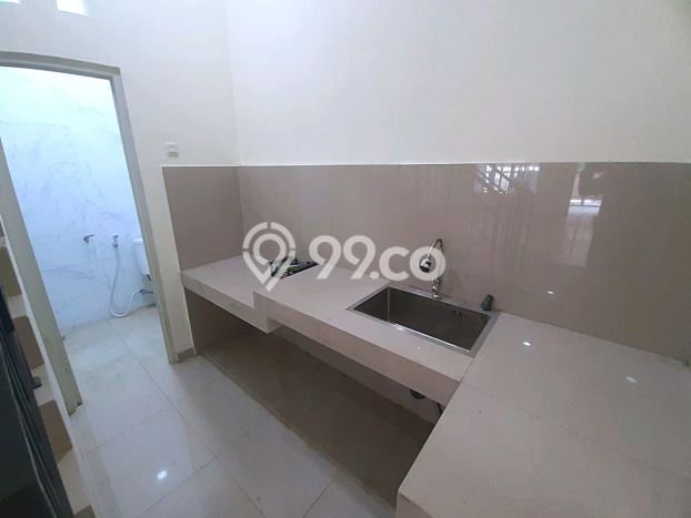 Rumah Elit Modern Tanpa Renovasi di Teluk Gong Jakarta Utara Rumah Elit Modern Tanpa Renovasi di Teluk Gong Jakarta Utara