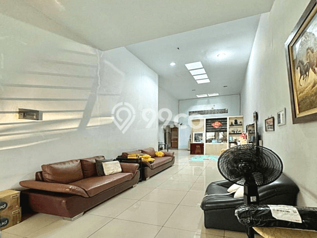 For Sale! Luxury House LT 168m2 Desain Modern di Jelambar For Sale! Luxury House LT 168m2 Desain Modern di Jelambar