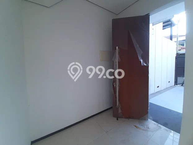 Rumah Elit Modern Siap Huni di Pluit Jakarta Utara Rumah Elit Modern Siap Huni di Pluit Jakarta Utara