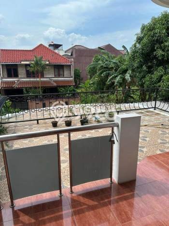 Siap Huni Rumah Mewah 5 Kamar di Cakung Dekat ke Mana Saja Siap Huni Rumah Mewah 5 Kamar di Cakung Dekat ke Mana Saja